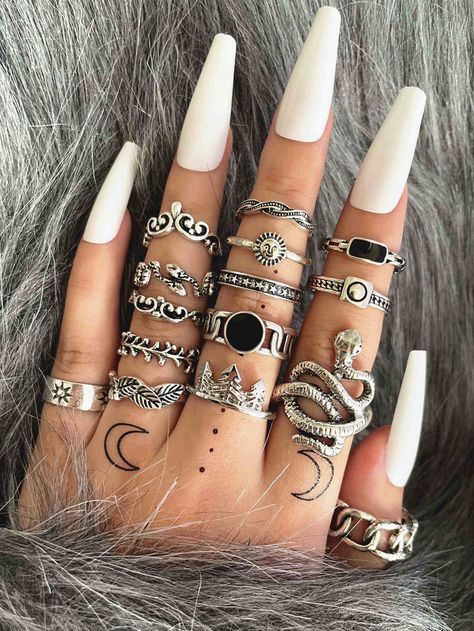 Antique Silver Funky   Zinc Alloy   Embellished   Jewelry Emo Jewelry, Ring Sets Boho, Edgy Jewelry, Star Cross, Knuckle Ring, Body Jewelry Piercing, Vintage Style Rings, Knuckle Rings, Rhinestone Ring