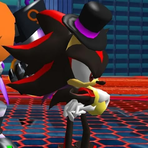 Team Dark Matching Pfp, Sonic Halloween Matching Pfps, Halloween Shadow The Hedgehog, Halloween Sonic Pfp, Matching Pfp Shadow, Sonic Halloween Pfp, Shadow The Hedgehog Halloween, Halloween Pfps Matching, Team Dark Sonic