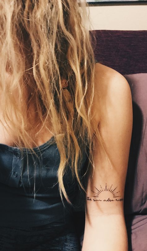 Keep A Weather Eye On The Horizon Tattoo, Horizon Tattoo Minimalist, Horizon Tattoo Ideas, Horizon Tattoo, Magic Tattoos, Scale Tattoo, Mom Tattoo, Magic Tattoo, Sun Tattoos