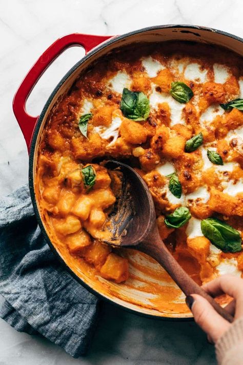 Gnocchi With Vodka Sauce, Basil Gnocchi, Pastas Recipes, Baked Gnocchi, Mince Recipes, Vodka Sauce, Gnocchi Recipes, Meatless Meals, Comfort Foods