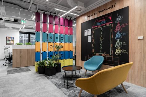 AkzoNobel Offices - Warsaw Startup Office Ideas, Dormitory Interior Design, Interactive Office, Interior Design Materials, Office Design Interior, Breakout Space, Startup Office, Wall Decor For Office, Mini Office