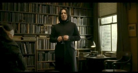 Severus Snape Severus Snape House, Severus Snape Desktop Wallpaper, Snape Wallpaper Laptop, Snape House, Severus Snape Aesthetic, Severus Snape Wallpaper, Harry Potter Half Blood Prince, Snape Wallpaper, Snape And Lily