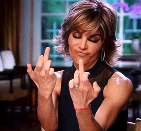 Rhobh Quotes, Housewife Meme, Real Housewives Quotes, Housewife Quotes, Lisa Rinna, 90s Model, Speed Dating, Cute Memes, Real Housewives