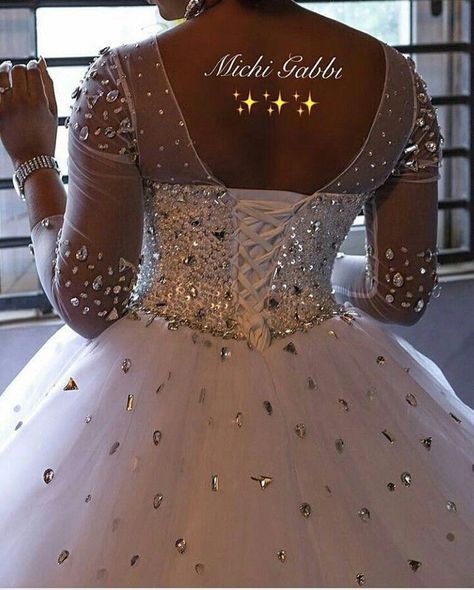 Dresses Vintage Classy, Vintage Classy Wedding, Elegant Wedding Dress Ballgown, Latest Wedding Gowns, Lace Dress Classy, African Bridal Dress, Bridal Dresses Vintage, Plus Wedding Dresses