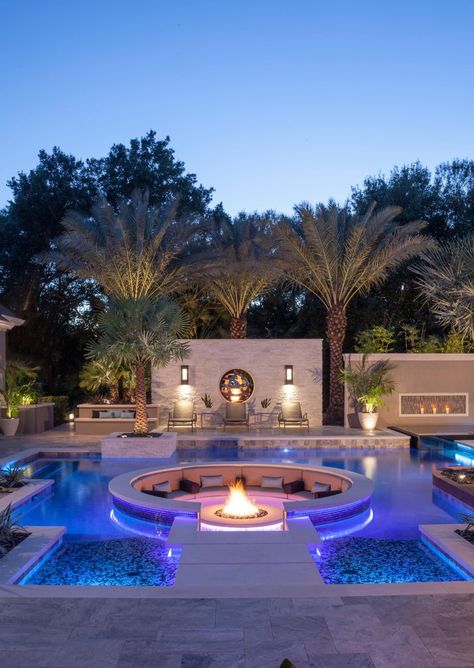 Beautiful Mansions Luxury Dream Houses, Rich Pool, Dream Backyard Pool, Pool House Designs, Luxury Swimming Pools, Swimming Pool Landscaping, Luxury Pools, Modern Pools, Pools Backyard