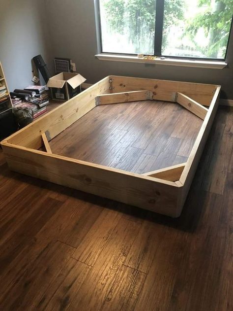 Platform Bed Diy, Homemade Bed Frame, Bedframe Diy, Aesthetic Bedroom Wall Decor, Diy Platform Bed Frame, Wallpaper Bedroom Aesthetic, Wood Bed Frame Diy, Home Ideas Bedroom, Aesthetic Bedroom Wall