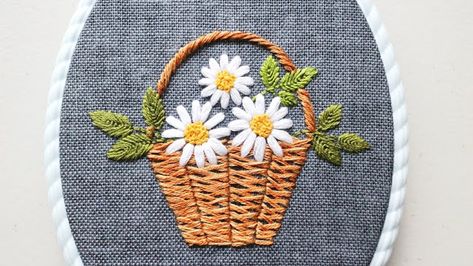 Surface Ornamentation, Embroidery Sashiko, Embroidered Jewelry, Sashiko Embroidery, Hardanger Embroidery, Hand Embroidery Projects, Learn Embroidery, Embroidery Flowers Pattern, Types Of Embroidery