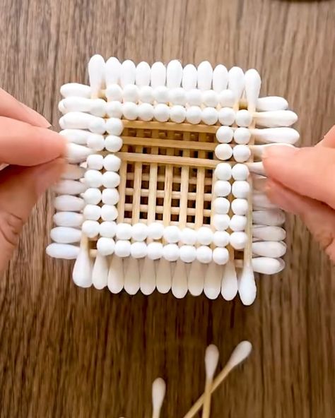 Small DIY house from cotton swabs | Small DIY house from cotton swabs | By Simple ideas Cotton Swabs Crafts, Cotton Swab Crafts, Cotton Buds Craft, Cotton House, Cottage Crafts, Cotton Swabs, Cotton Buds, Origami Crafts Diy, Handy Dandy