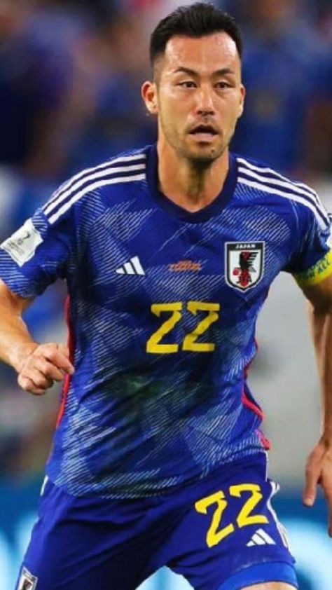 Former Southampton Player and Japan Defender 🇯🇵 Japan National Football Team, Maya Yoshida, National Football Teams, Football Team, Football Players, Premier League, Football, Japan, American Football