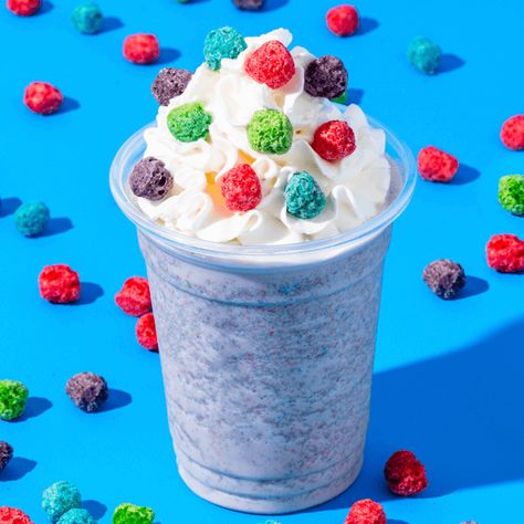 Berry Cereal, Cap'n Crunch, Crunch Berries, Captain Crunch, Capn Crunch, Drink Recipes Nonalcoholic, Ice Milk, Starbucks Recipes, New Flavour