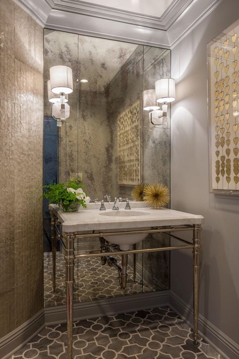 Modern Powder Room Design, Design Interior Baie, Modern Powder Room, Powder Room Decor, Phillip Jeffries, Bathroom Decor Luxury, Powder Room Design, Decor Baie, Luxe Interiors