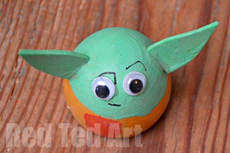 Egg Decorating Ideas: Yoda Easter Egg - Red Ted Art's Blog Easter Egg Competition Ideas, Art And Craft Paper, Diy Spring Crafts, Easter Arts And Crafts, Happy Easter Everyone, Easter Items, Easter Egg Dye, Spring Crafts For Kids, Easter Egg Crafts