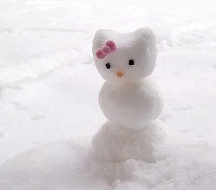 Hello Kitty House, Ice Art, Snow Sculptures, Snow Art, Snow Fun, I Love Winter, Build A Snowman, Kitty Wallpaper, Cute Snowman