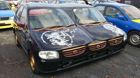 Funny Looking Cars, Crazy Cars, Diy Fails, Conjoined Twins, Weird Cars, Car Mods, Weird Pictures, Double Take, Screwed Up