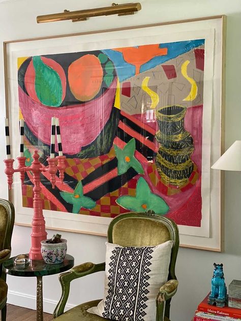 Dinning Room Painting Art, Living Room With Paintings On The Wall, Flat Color Painting, Abstract Art Interior Design, One Color Painting, Vintage Home Decor Ideas, Eclectic Paintings, Living Room Paintings, World Art Day