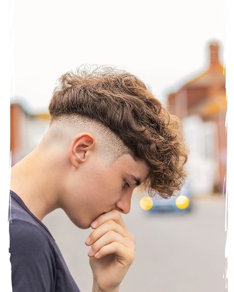 Mens Hairstyles Fringe, Perm Hairstyles For Men, Perm Hairstyles, Fade Haircut Curly Hair, Toddler Haircuts, Curly Hair Fade, Bowl Haircuts, Short Shaved Hairstyles, Crop Haircut