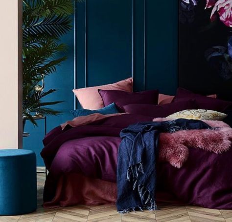 Interior Parlour on Instagram: “Burgundy bedroom - Chaos and calm . . . . #bedroom #bluehome #inspohome #inspo #homedecor #homeinterior #interiordesign #interior123…” Apartments Modern, Apartment Industrial, Apartment Garage, Apartments Design, Apartment Cozy, Loft Apartments, Washed Linen Duvet Cover, Barn Loft, Cozy Loft