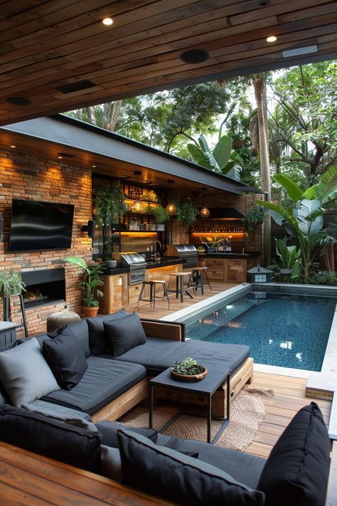 Urban Balcony, Outdoor Living Rooms, Backyard Remodel, Casa Vintage, Small Pools, Backyard Pool Designs, Outdoor Decor Backyard, Small Backyard Pools, Dream Backyard