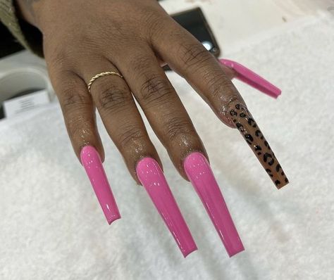 Solid Color Acrylic Nails, Punk Nails, Long Acrylic Nail Designs, Long Nail Designs, Swarovski Nails, Pointed Nails, Cute Acrylic Nail Designs, Dope Nail Designs, Exotic Nails