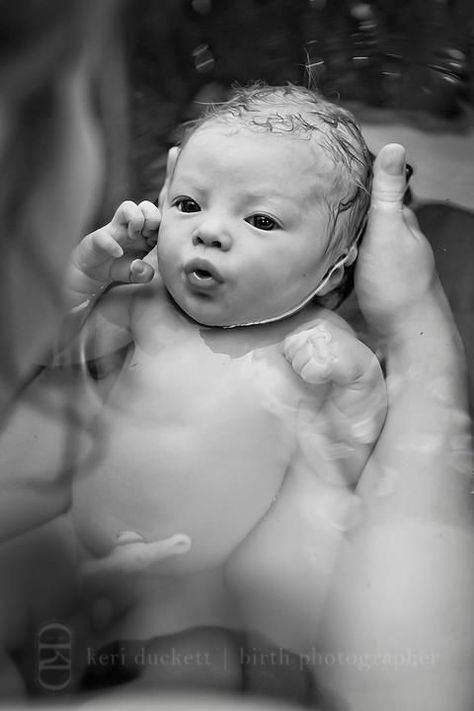 Home Water Birth Photography, Water Birth Photography, Baby Reference, Home Water Birth, Birth Pictures, Birth Photos, Water Birth, Baby Sleep Problems, Birth Photography