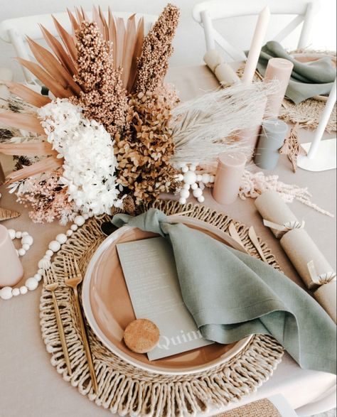 Event Table Settings, Boho Wedding Bridesmaids, Boho Wedding Colors, Bohemian Wedding Theme, Anniversary Plans, Boho Wedding Theme, Southern Lights, Picnic Inspiration, Green Antique