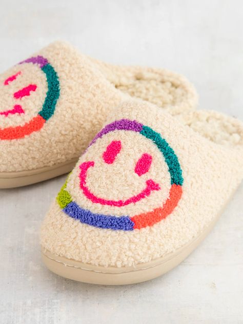 It's the little things that make life more fun...like these super cute and cozy sherpa-lined slippers! Made with the softest boucle and a sturdy rubber sole, they're perfect for walking your dog, grabbing a quick coffee, or spending the day lounging at home! These neon smiley face-printed slip-ons add a pop of color an Women’s Slippers, Cute House Shoes, Neon Smiley Face, Sherpa Slippers, Boho Socks, Smiley Face Slippers, Rolling Tote Bag, Slipper Shoes Women, Luxury Slides