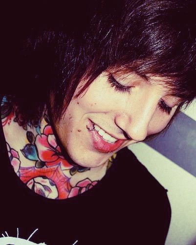 His smile! Ollie Sykes, Emo Princess, Oli Sykes, Ronnie Radke, Oliver Sykes, That Smile, Bring Me The Horizon, A Day To Remember, Black Veil Brides