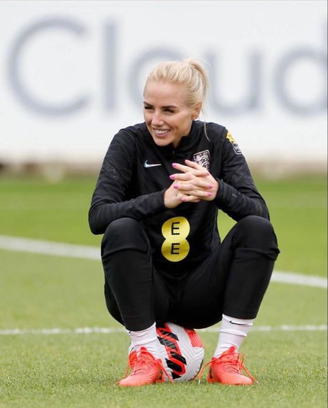 alex greenwood Alex Greenwood, England Lionesses, England National Football Team, Female Soccer Players, Alex Morgan, Alex G, England Football, Manchester City, Soccer Players