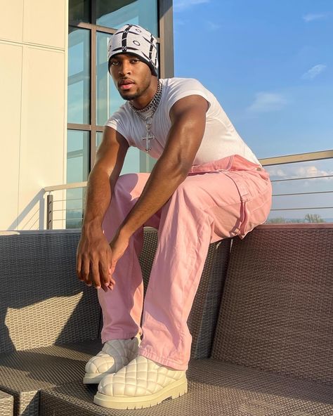 Pink And White Outfit Men Streetwear, Pink Clothes Men, Pink Street Wear Men, Y2k Mens Fashion Pink, Pink Fits Men Street Wear, Pink Hat For Streetwear, White And Pink Outfit, Men In Pink, Dinner Outfit Men