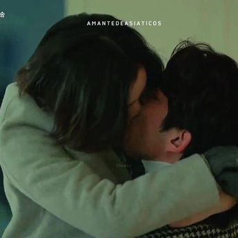 Nevertheless Romantic Scene, My Name Kdrama Kiss Scene, Kdramas Kiss Scene, Foto Kiss Couple, Nevertheless Kdrama Kiss Scene, Drama Kiss Video, Movie Scene Couple, Hug And Kisses For Couples, Deep Kiss Kdrama