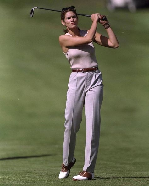 Girl Golf Outfit, Country Club Aesthetic, Cute Golf Outfit, Club Attire, Golf Attire Women, Golf Inspiration, Classic Golf, Womens Golf Fashion, Girls Golf