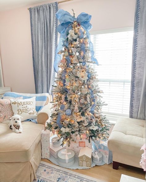 Christmas Tree Bow Toppers Ideas, Light Blue And Pink Christmas Tree, Pink Blue Red Christmas Tree, Pale Blue Christmas Tree, Pink And Blue Tree Christmas, Different Themed Christmas Trees, Christmas Flocked Tree Ideas, Pink Blue Green Christmas Tree, Pink And Blue Christmas Aesthetic