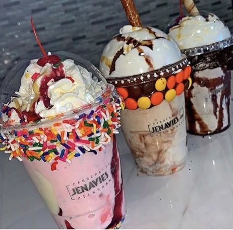 Caribbean Queen, Nyc Instagram, Yummy Ice Cream, Refreshing Drinks Recipes, Junk Food Snacks, Delicacy Food, Yummy Comfort Food, Easy Baking Recipes Desserts, Dessert Shop