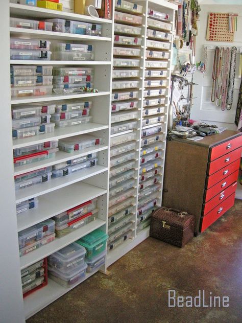 Organize Beads, Jewelry Supplies Organization, Jewelry Room, Craft Office, Craft Studios, Tackle Storage, Ribbon Organization, Fishing Storage, Fishing Room