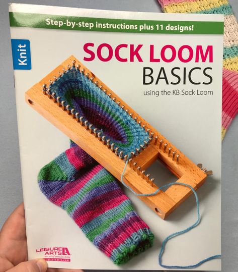 This Is the Best Way to Loom Knit Socks That FIT! | GoodKnit Kisses Sock Loom Patterns, Sock Loom, Afghan Loom, Loom Knitting Tutorial, Loom Knit Hat, Loom Knitting Stitches, Bamboo Knitting Needles, Loom Knitting Projects, Knitting Loom