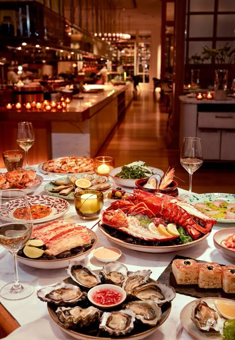 Buffet Set Up, Hotel Buffet, Seafood Buffet, Elegant Food, Buffet Restaurant, Buffet Set, Restaurant Photography, Luxury Food, Hotel Food