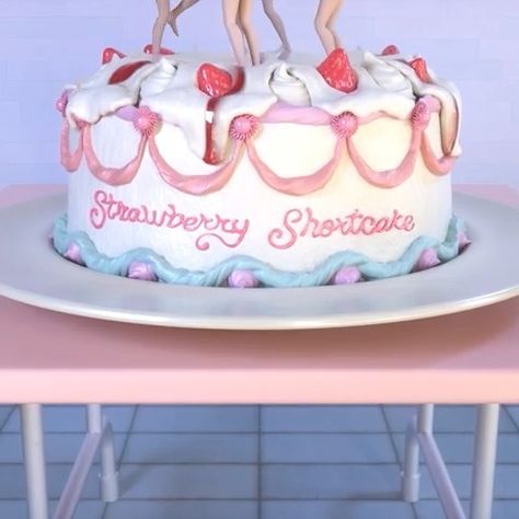 Melanie Martinez Strawberry, Melanie Martinez Birthday, K-12 Melanie Martinez, Celebrity Art, Melanie Martinez, Strawberry Shortcake, Art Reference Photos, Adele, Pink Aesthetic