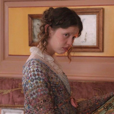 Emma Costumes, Harriet Smith, Victorian Doctor, Emma. 2020, Mia Goth, Fav Movies, Wool Projects, Time Lords, Blue Box