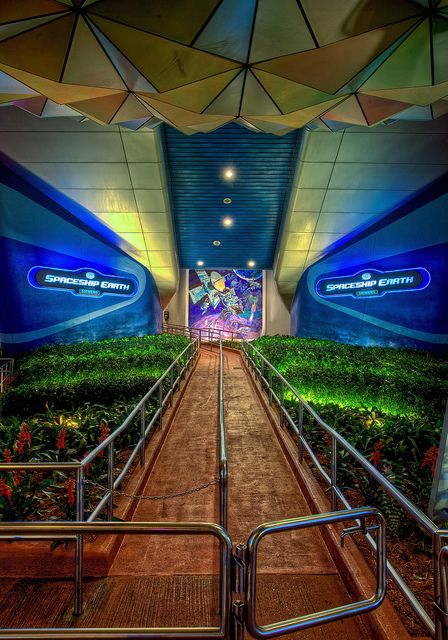 Epcot Center, Disney Attractions, Spaceship Earth, Disney Rides, Disney Memories, Last Ride, Disney Photography, Disney Epcot, Art Disney