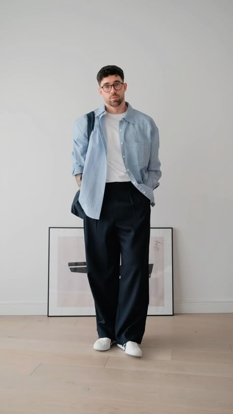 DANIEL SIMMONS (@imdanielsimmons) • Instagram photos and videos Men Shirt Casual, Man Casual Outfit, How To Style Blue Pants, Daniel Simmons Outfit, Office Men Outfit, Men Style 2024, Outfits Men, Daniel Simmons, Dress Pants Outfits Casual