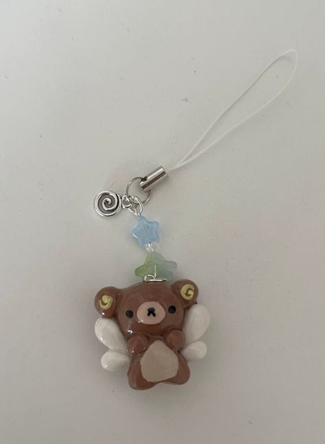 Handmade polymer clay bear keychain crafted with love and glazed with UV Resin to last <3 Keychains come with extra special customization with hand-picked beads and charms attached to make the keychain pop!   ☆ NOTE ☆ These are made with the most care and attention to detail, however are not indestructible. I carefully craft these to ensure they are protected and not easy to break. Please remember that these are handmade so avoid using them harshly or with a lot of pressure to further protect th Polymer Clay Christmas Keychain, Mother’s Day Polymer Clay Gifts, Clay Charm Aesthetic, Cute Keychain Charms, Easy Clay Keychains, Cute Handmade Christmas Gifts, Clay Hipper, Polymer Clay Phone Charms, Keychain From Clay