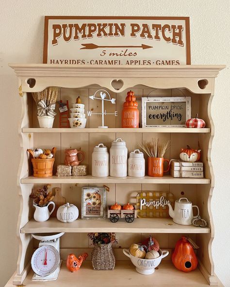 Kitchen Shelf Fall Decor, Fall Hutch Decor Ideas, Bathroom Shelves Fall Decor, Hobby Lobby Shelf Fall Decor, Fall Rae Dunn Display, China Hutch Decor, Pumpkin Spice Tiered Tray, Outside Halloween Decorations, Classy Halloween Decor