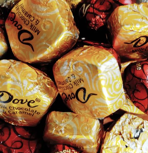 Dark Chocolate Aesthetic, Dove Aesthetic, Dove Dark Chocolate, Chocolate Aesthetic, Valentines Chocolate, Dark Chocolate Candy, Dove Chocolate, Valentine Chocolate, Chocolate Caramels