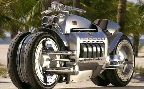 Dodge Tomahawk Superbike | price: $500,000-$700,000 Dodge Tomahawk, Xe Bugatti, Harley Davidson Trike, Bmw Classic Cars, Custom Baggers, Classic Harley Davidson, Fast Sports Cars, Fast Bikes, New Sports Cars