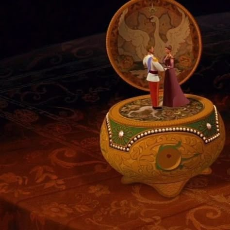 Music Box Anastasia, Anastasia Wallpaper, Anya Anastasia, Anastasia Music Box, Anastasia Cartoon, Anastasia Aesthetic, Anastacia Disney, Anastasia 1997, Anastasia Musical