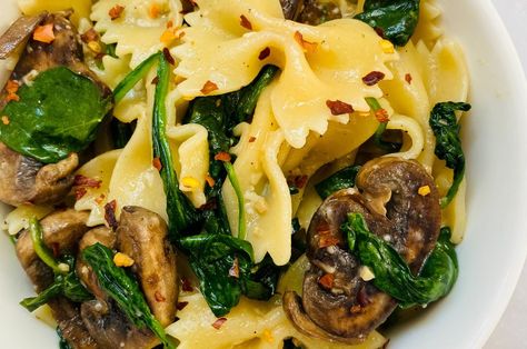 Spinach and Mushroom Bowtie Pasta - Daddio's Kitchen Mushroom Bowtie Pasta, Dinner Light, Spinach Mushroom Pasta, Fun Pasta, Spinach And Mushroom, Mushroom Recipes Pasta, Bow Tie Pasta, Spinach Mushroom, Potluck Dinner