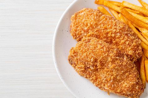 Chicken Fry Steak Recipes, Fried Chicken Fillet, Chicken Fry Photography, Paris Steak Frites, Food Photography Fried Chicken, Chicken Tenders And Fries Aesthetic, Chicken Fillet, Fillet Steak, Chicken Breast Fillet