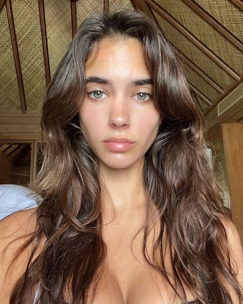 Renee🌻🌻 on Instagram: “Who’s ready for tan renee to come back” Renee Herbert, Heaven Sent, Cute Jeans, Double Take, Doll Parts, Pretty Hairstyles, Photo Dump, Come Back, Hair And Nails