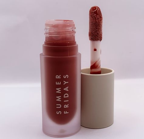 Summer Fridays Dream Lip Oil Review — Kelly Is A Haute Mess Summer Fridays Lip Oil, Makeup Pinterest, Makeup 2024, Summer Fridays Lip, Haute Mess, Dior Lip Glow, Makeup List, Natural Lip Colors, I Am Nothing