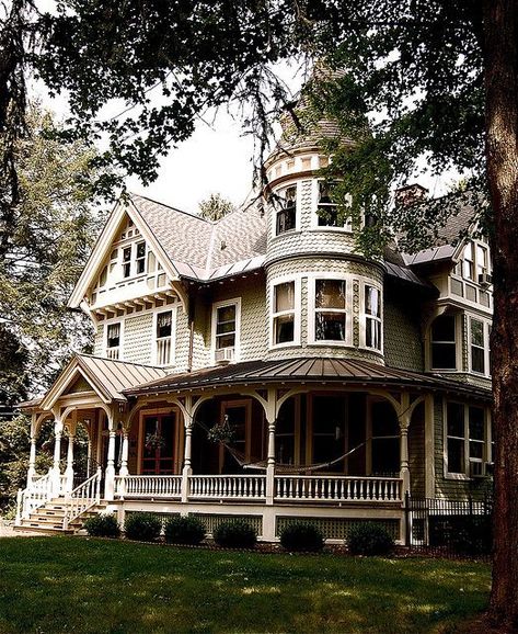 [explored] a fine example of Queen Anne Victorian gingerbread architecture in this house in Cooperstown NY Southern Victorian Homes, Old House Design, House In Forest, Victorian Porch, Old Victorian Homes, Victorian Style Homes, Pretty Houses, Victorian Architecture, House With Porch